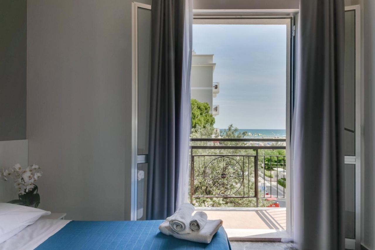 Hotel Quisisana Rimini Extérieur photo